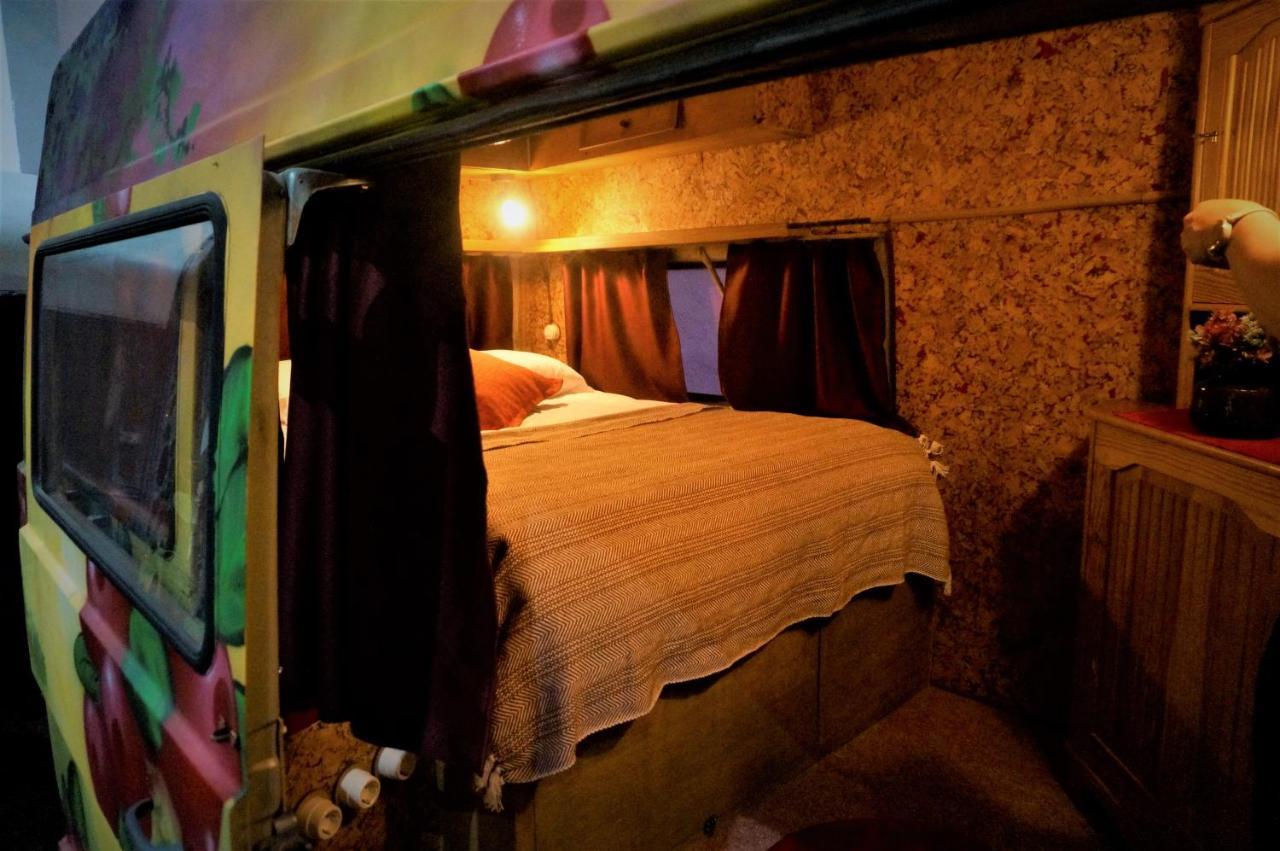 Urban Van Glamping Рига Екстериор снимка