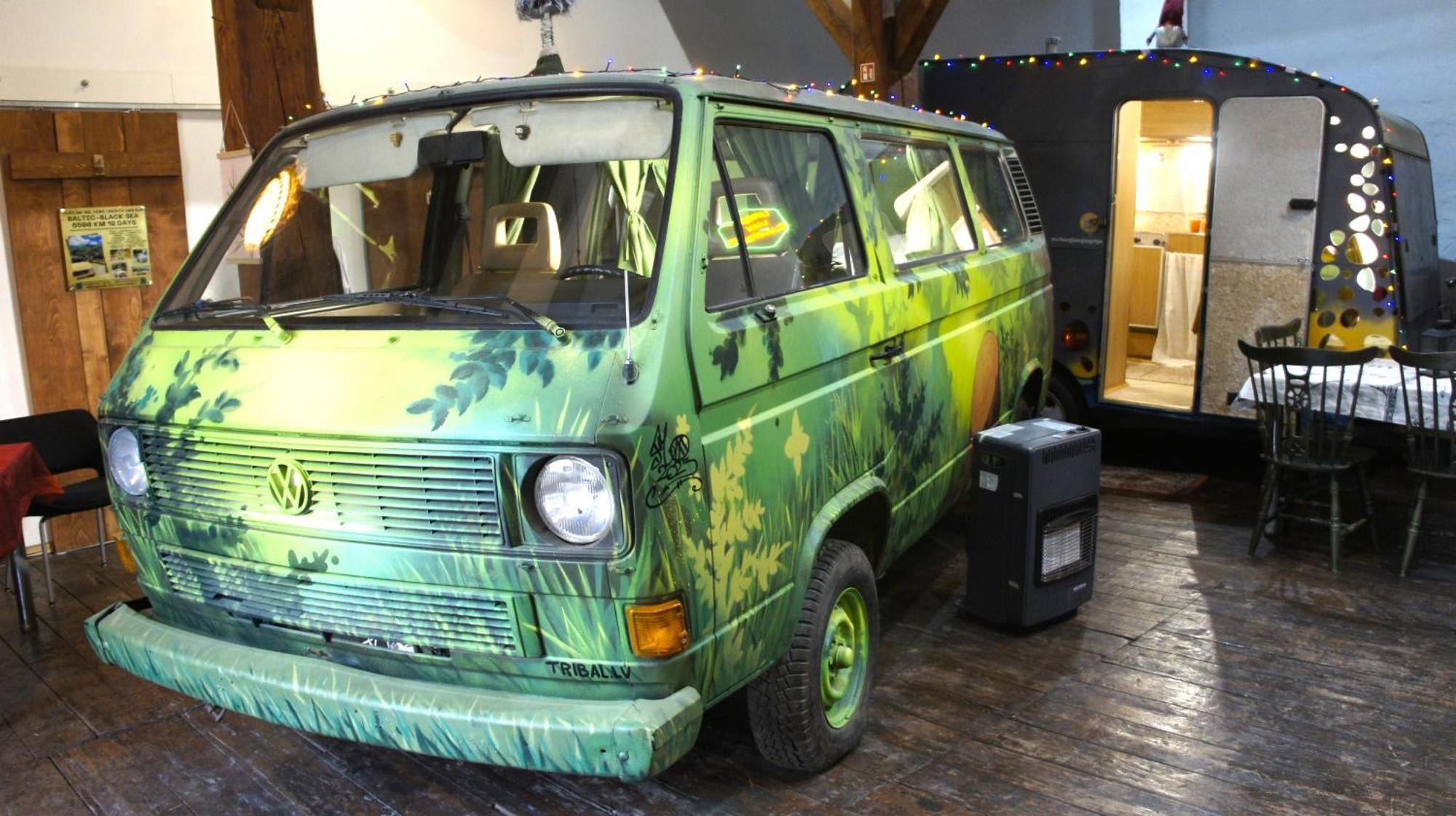 Urban Van Glamping Рига Екстериор снимка