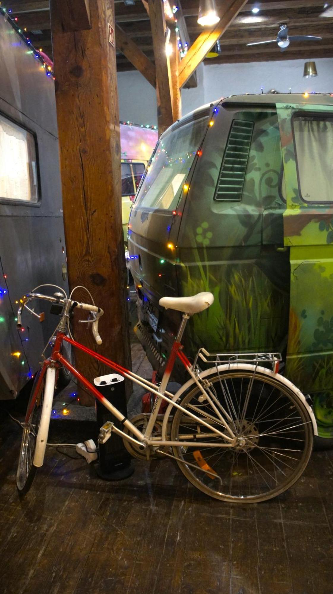 Urban Van Glamping Рига Екстериор снимка