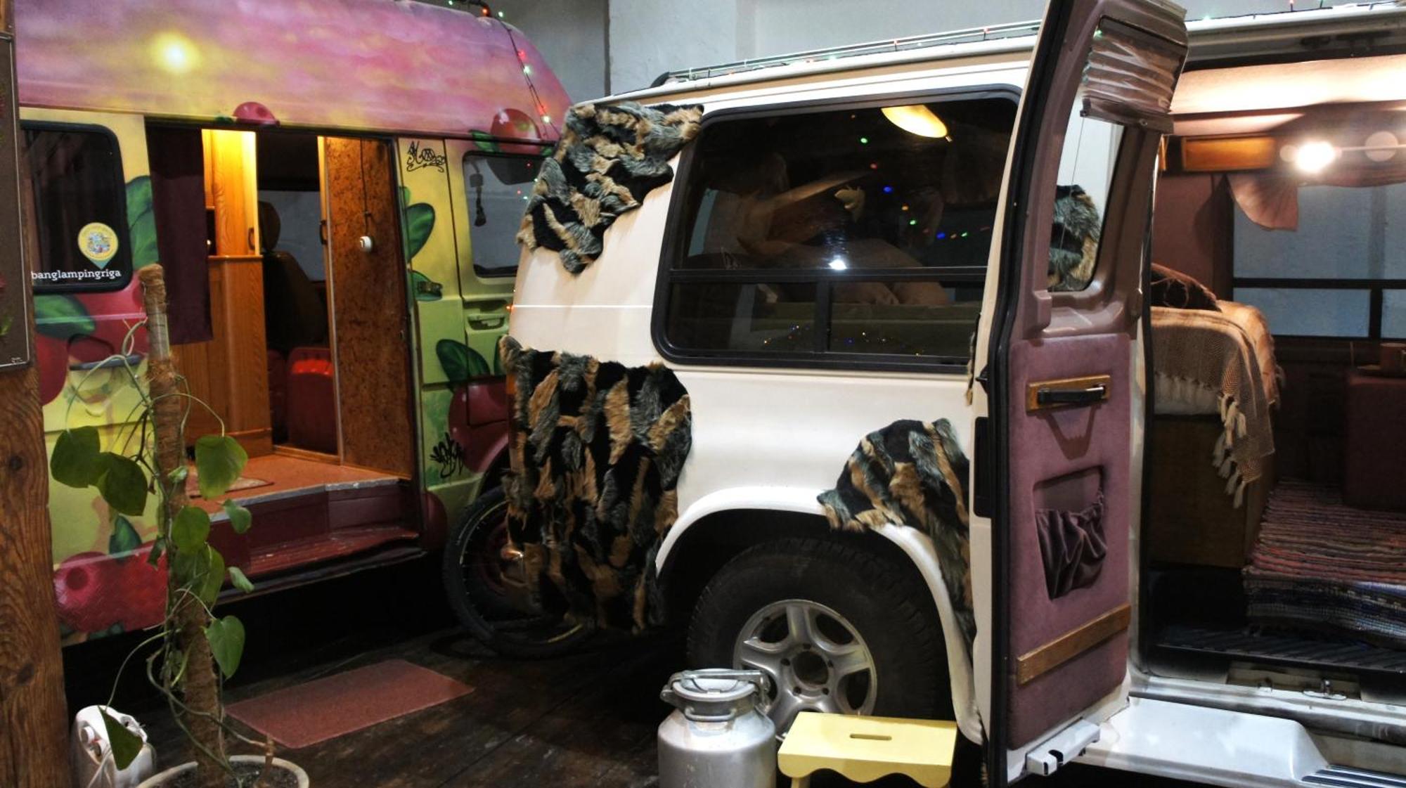 Urban Van Glamping Рига Екстериор снимка